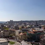 Skypark's Royal Castle View Apartman