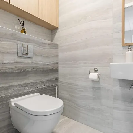 Sky Park's Royal Castle View Apartment Bratislava