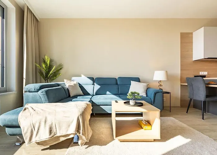 Skypark's Royal Castle View *