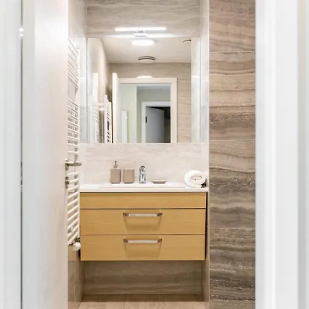 Skypark's Royal Castle View *